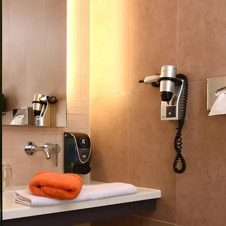 Au Tilleul Отель Mittelhausbergen