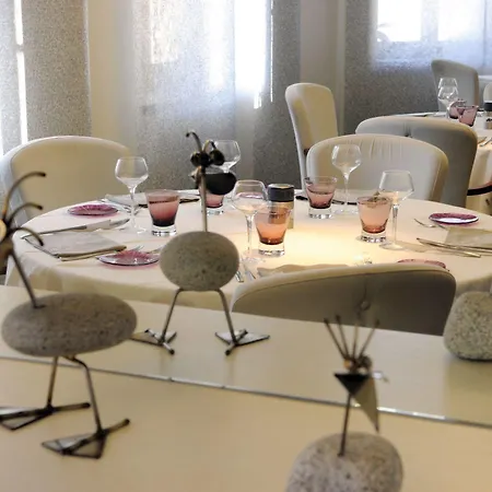 Au Tilleul Отель Mittelhausbergen